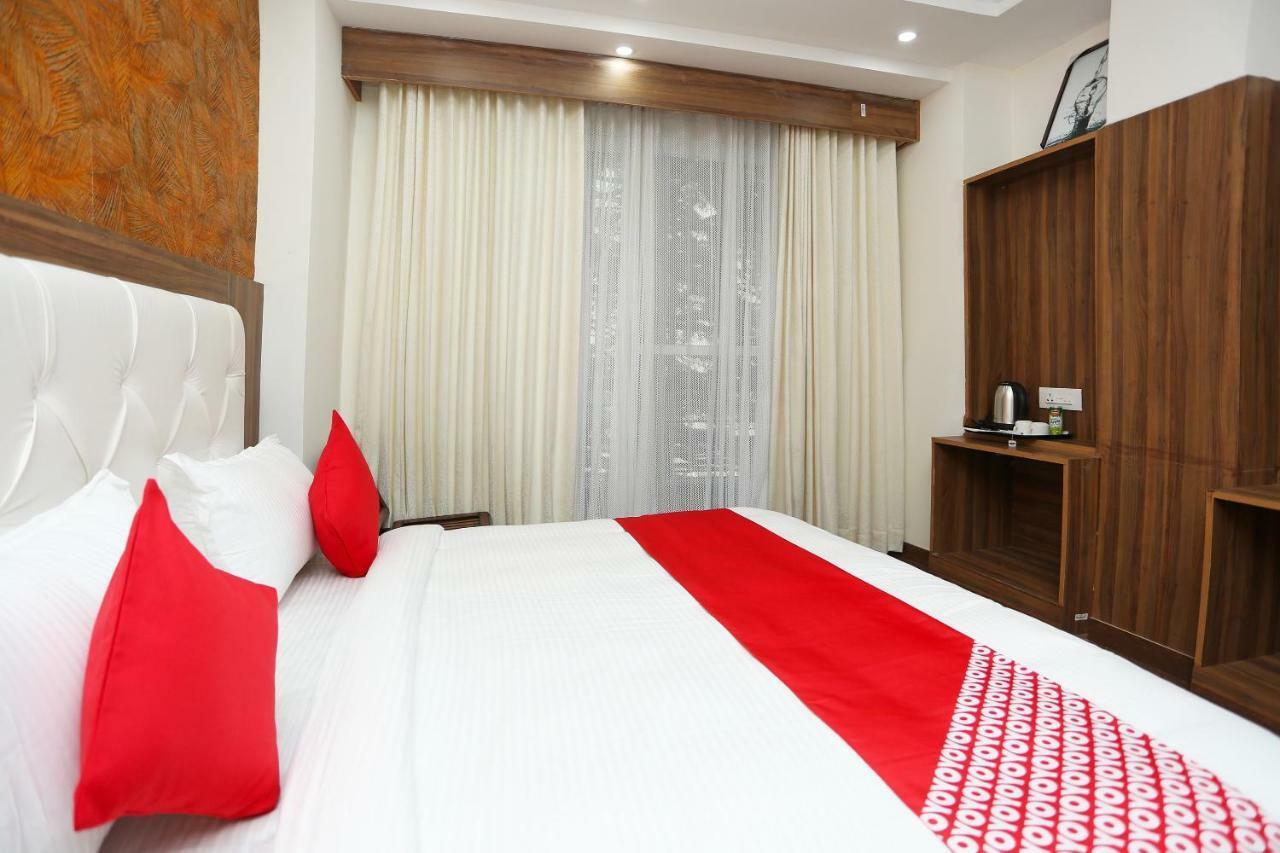 Oyo 35917 Vatika Heights Hotell McLeod Ganj Exteriör bild