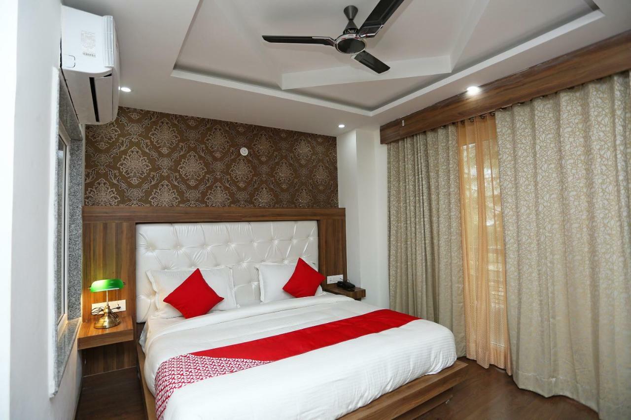 Oyo 35917 Vatika Heights Hotell McLeod Ganj Exteriör bild
