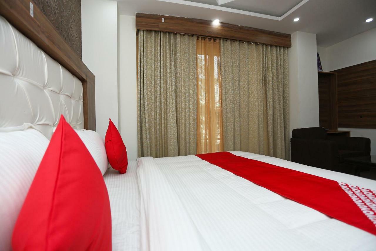 Oyo 35917 Vatika Heights Hotell McLeod Ganj Exteriör bild